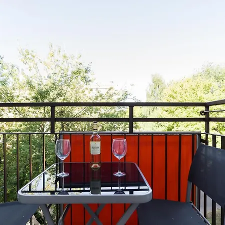 Dreamy Winiary Estate By Renters ポズナン